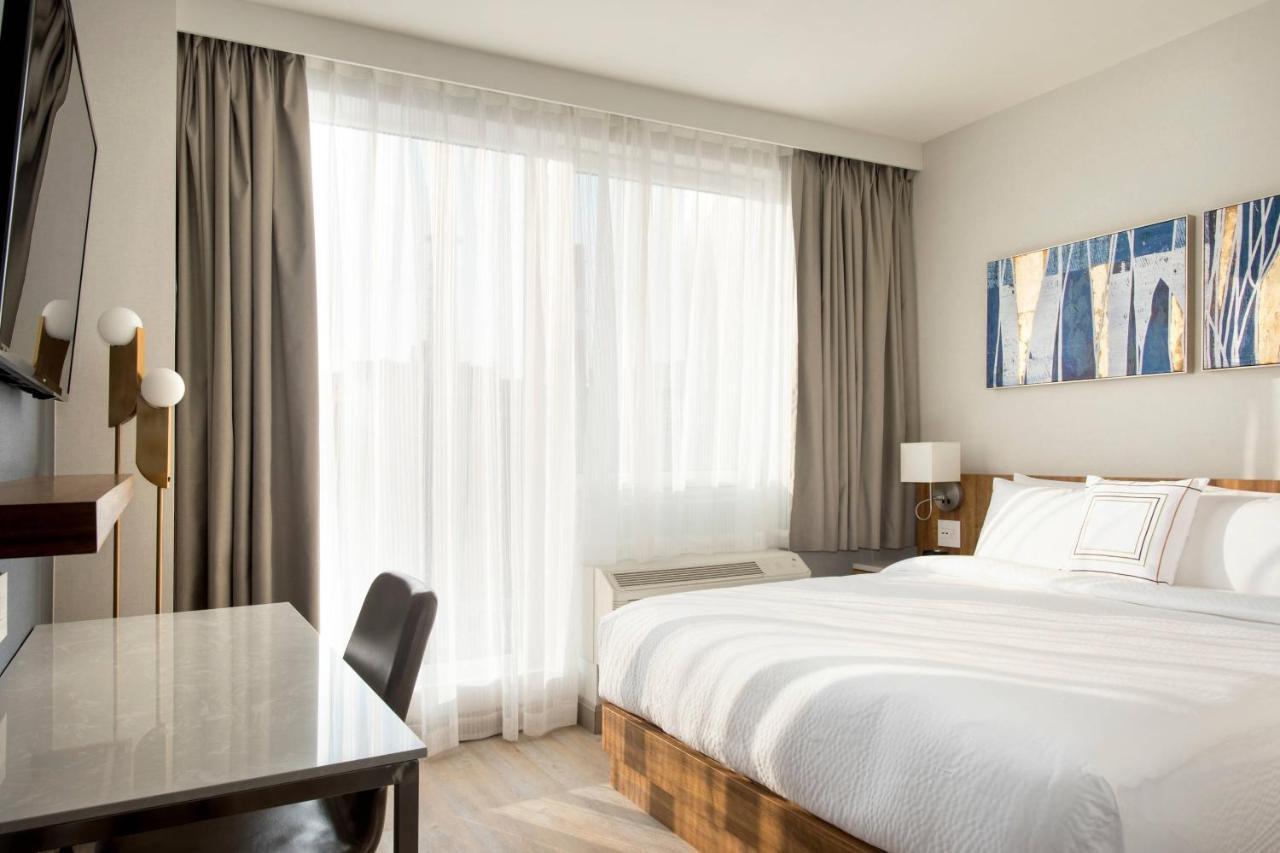Towneplace Suites By Marriott New York Long Island City Exterior photo